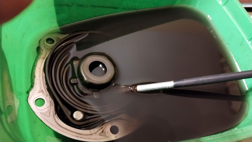 Kerosene(lamp_oil)_soup.jpg
