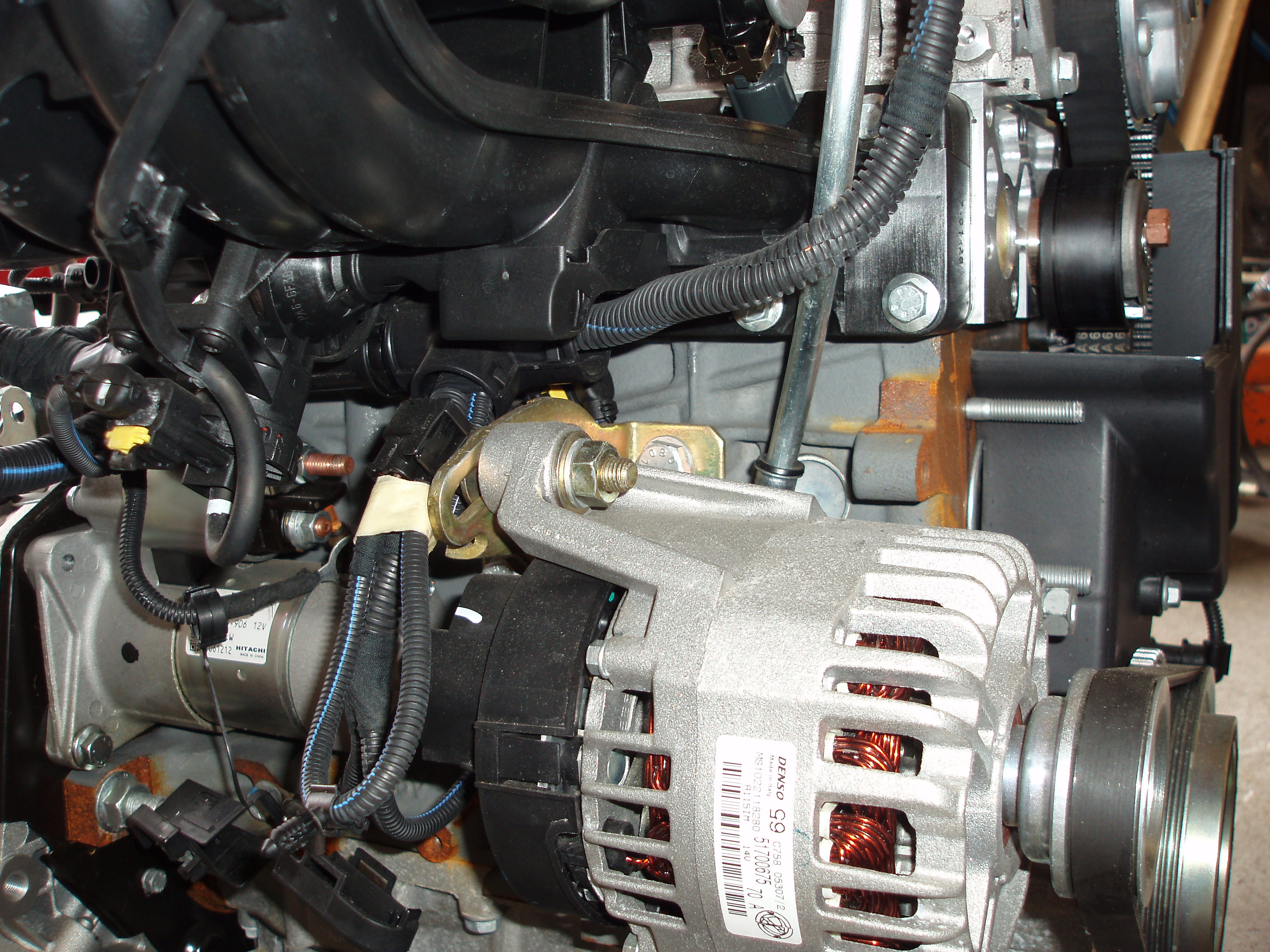 1368cc 16V engine for Cinq 4