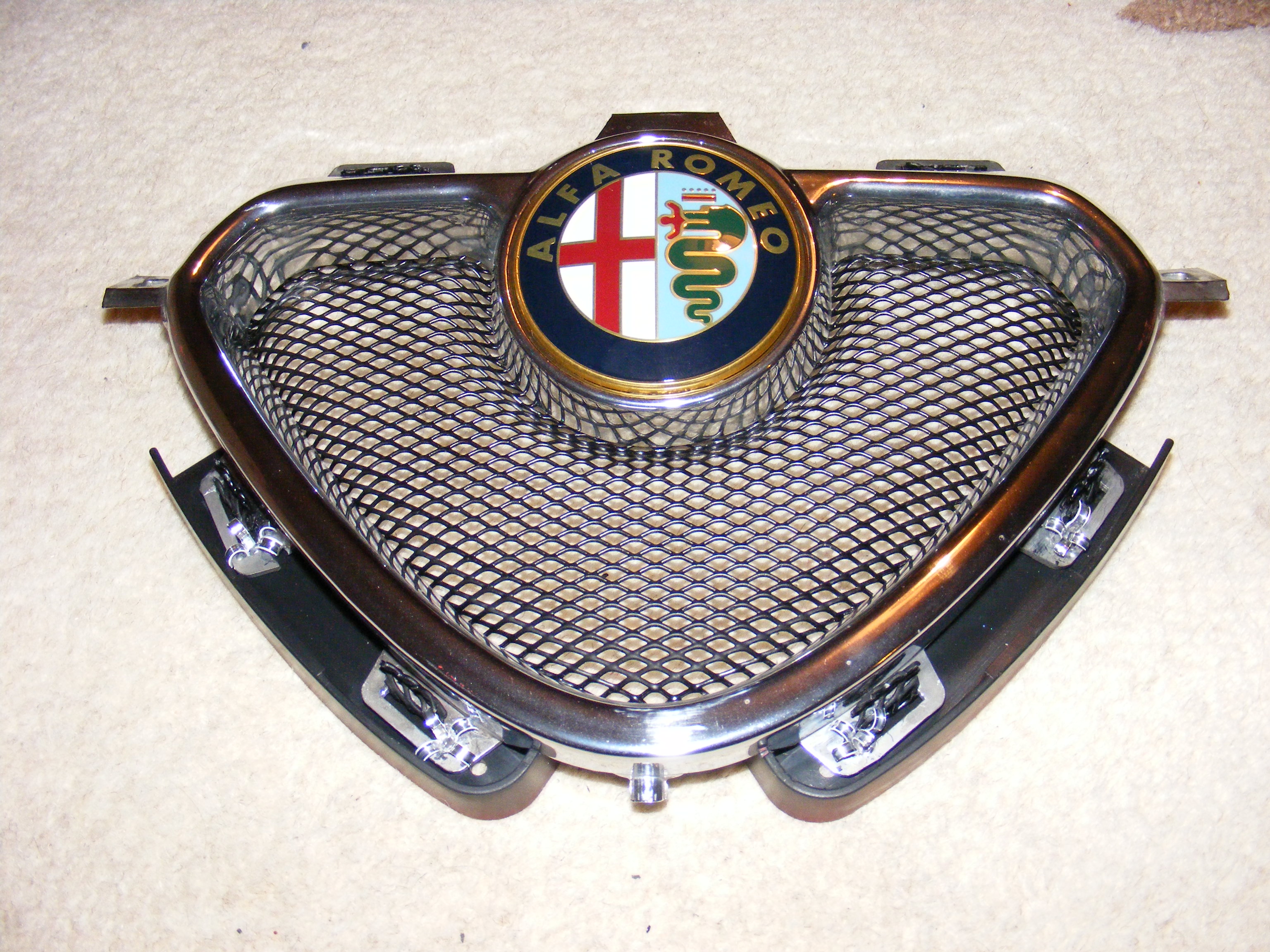 Alfa Romeo GTV Grill Badge