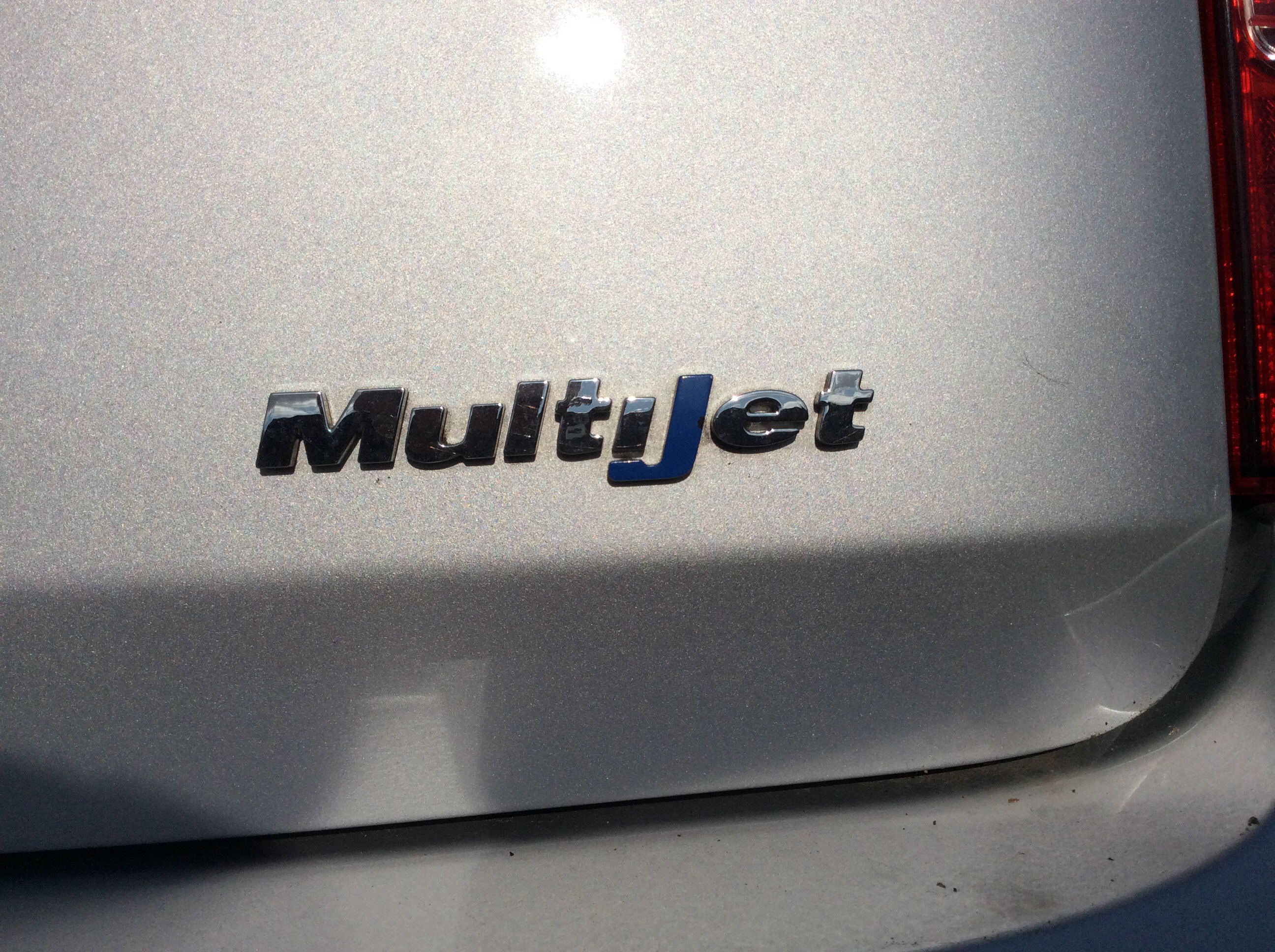 Blue J Multijet badge on 2009 Panda - car has DPF.