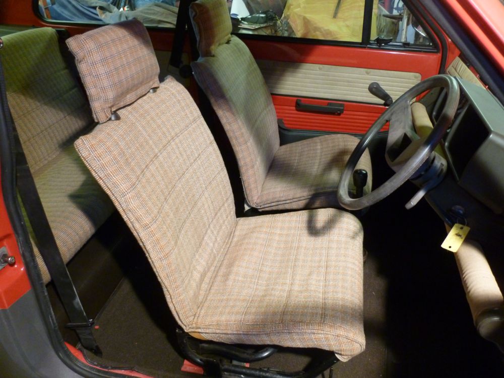 mk1_panda_front_seats_back_in.jpg