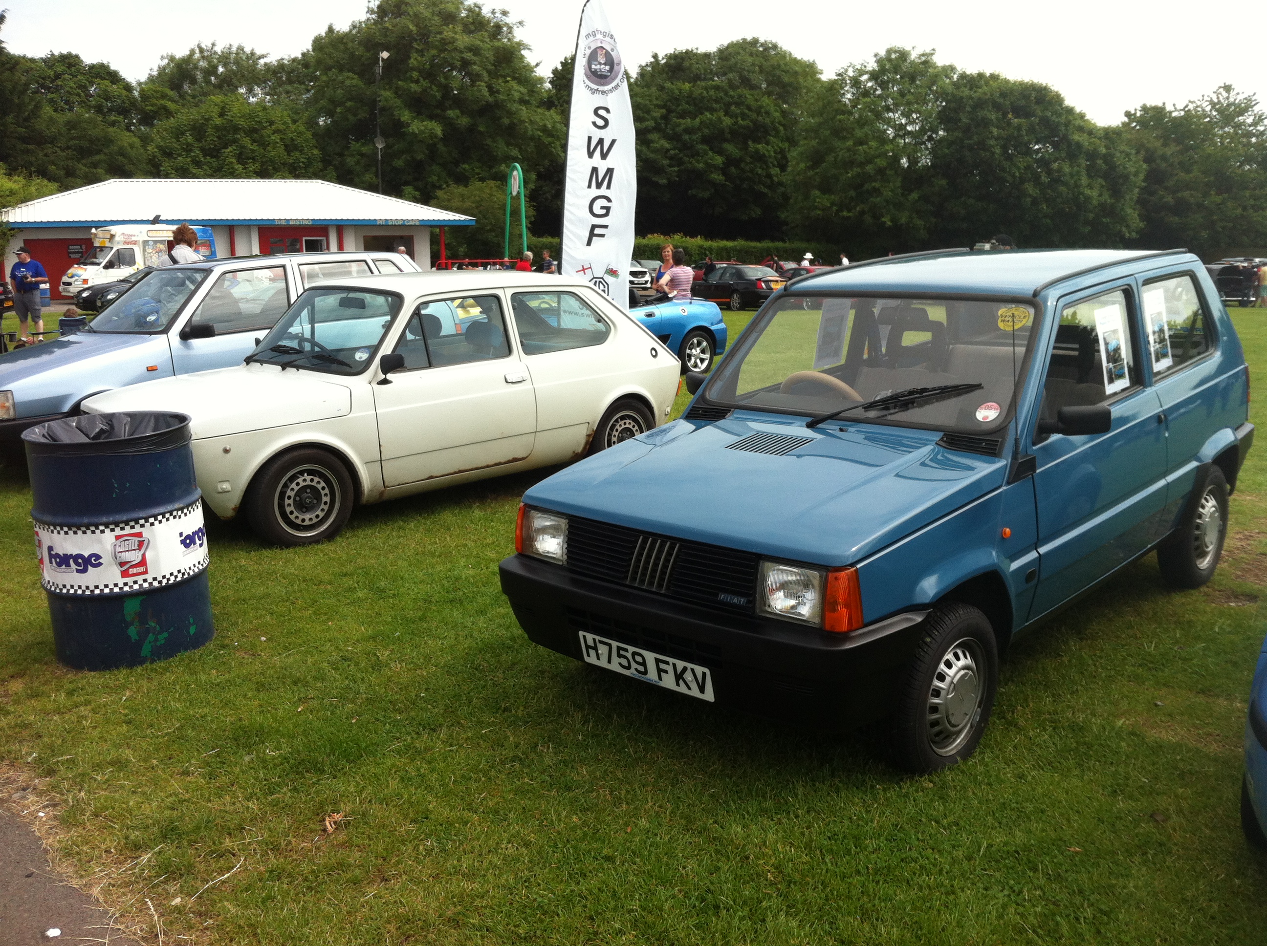 Fiat Motor club attended.