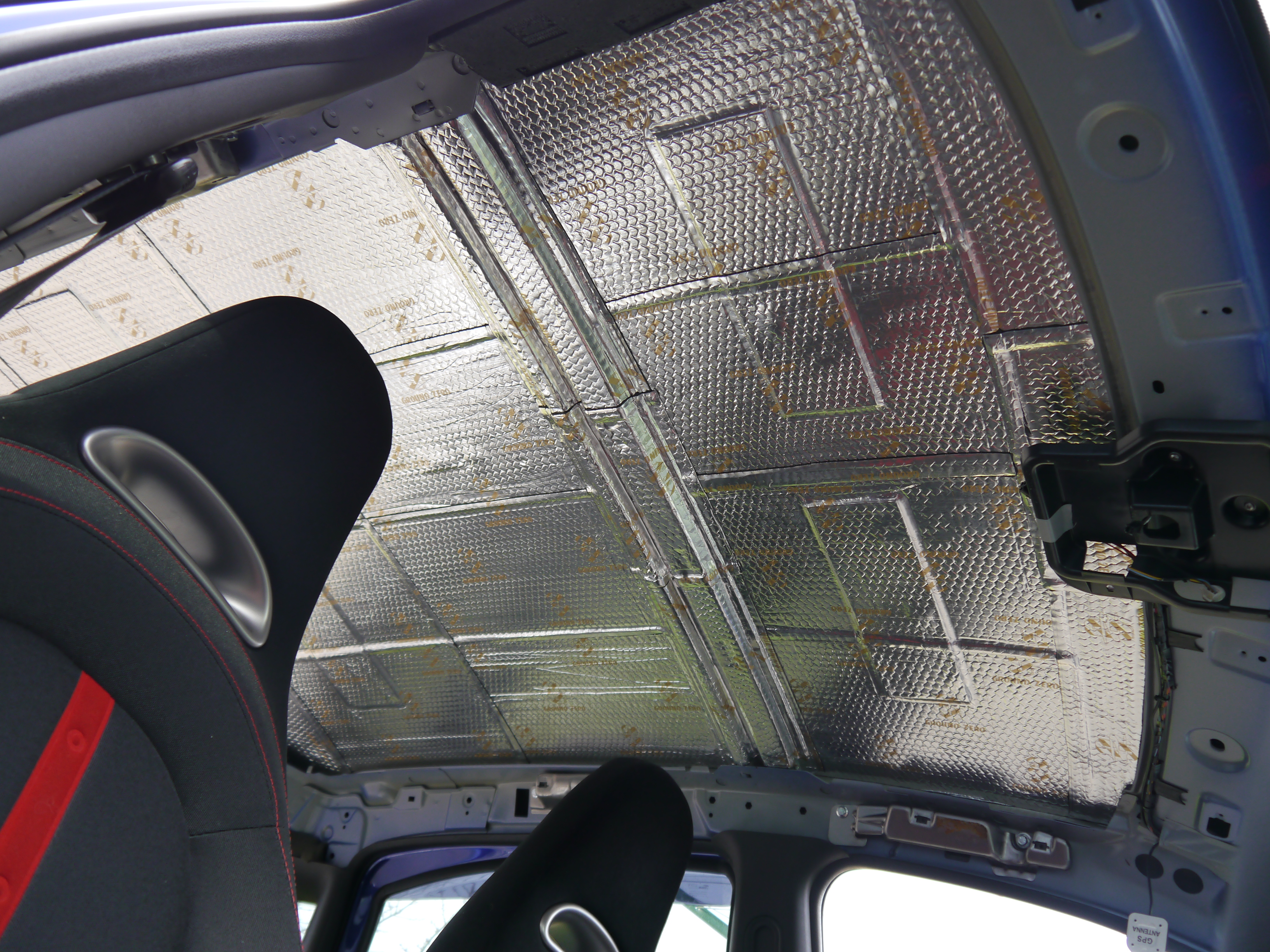 Fiat Panda 100hp - roof soundproofing 3