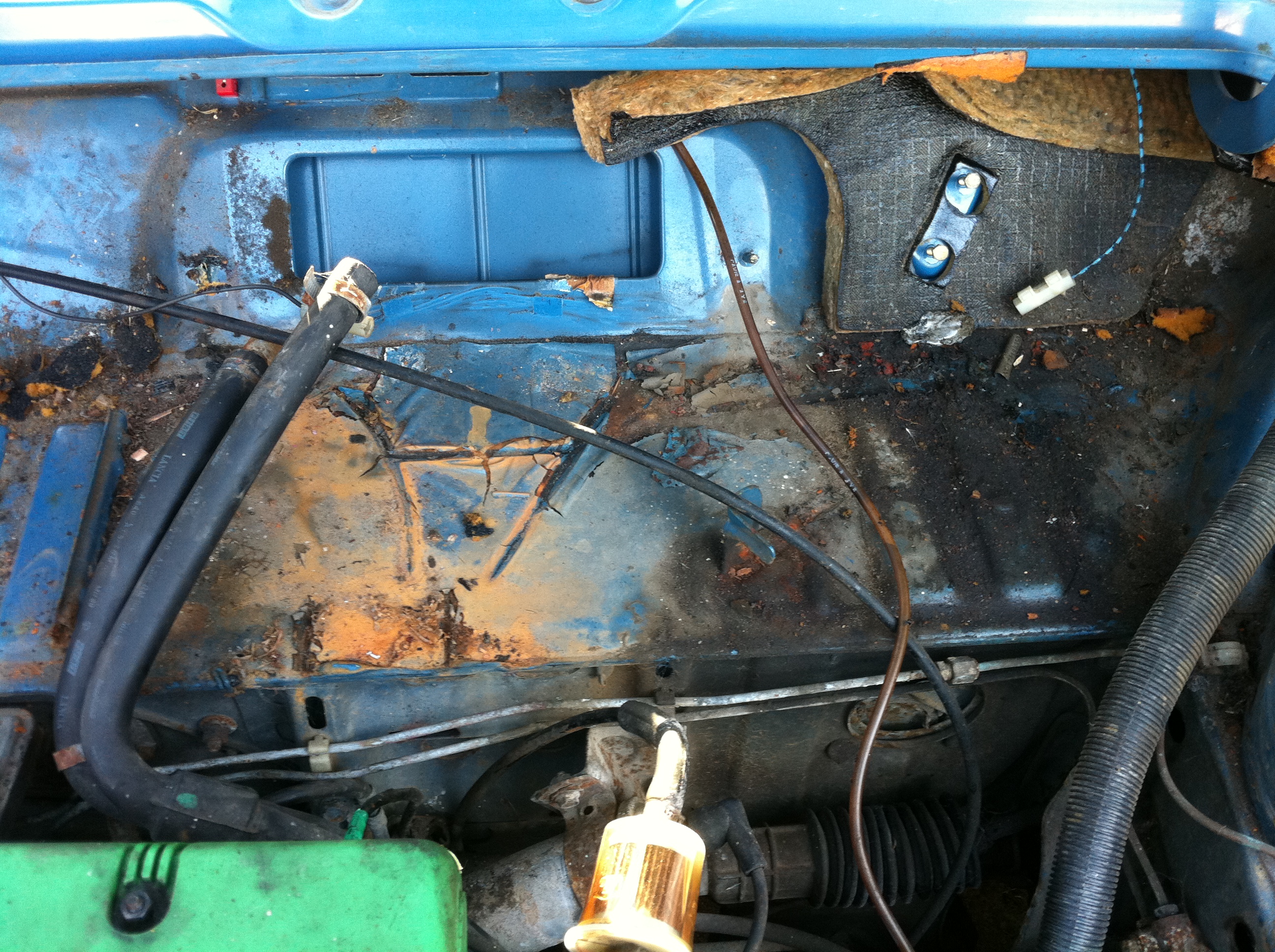Gutting The Engine Bay - Pre Clean-up
