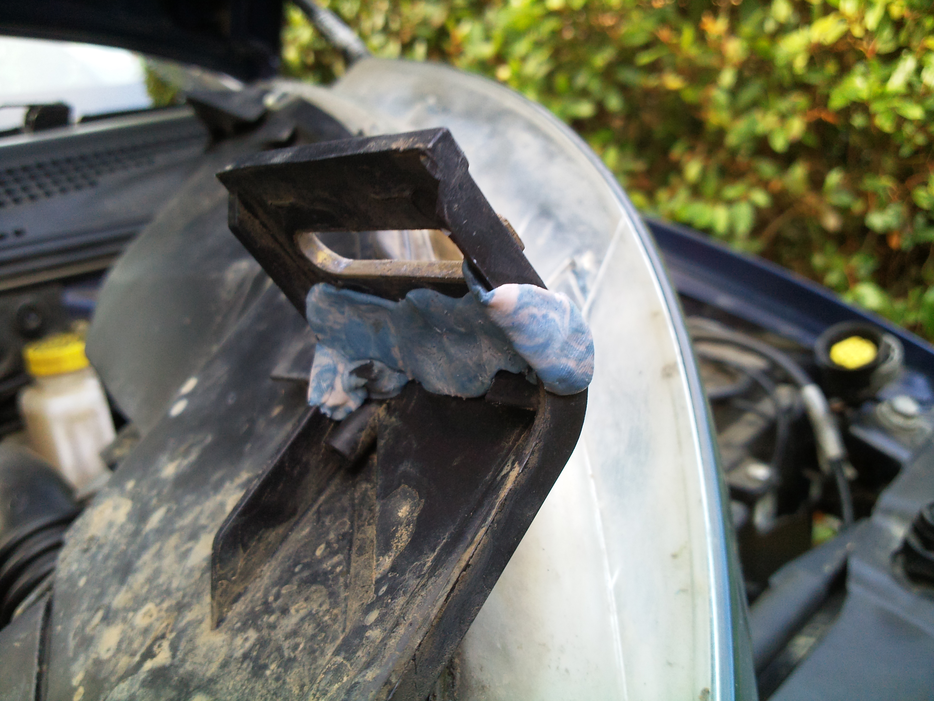 Headlamp bracket repair