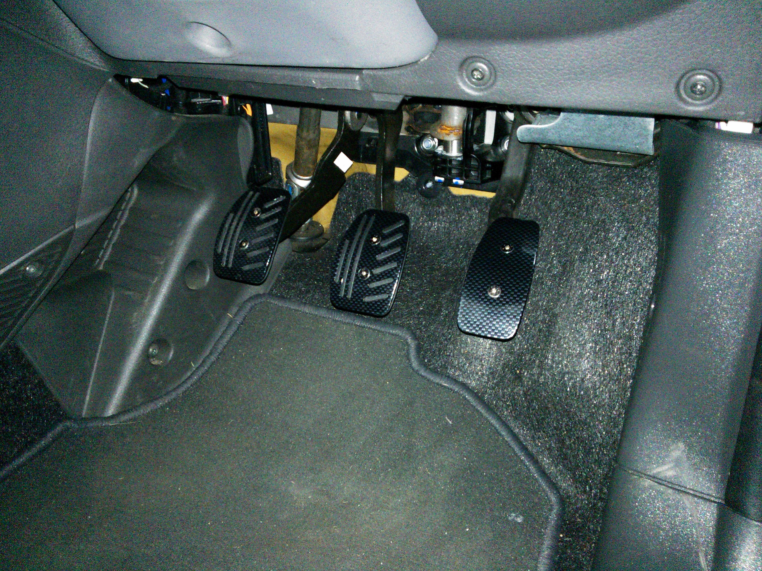 OMP carbon pedals