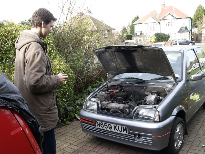 Pete admires his cinq